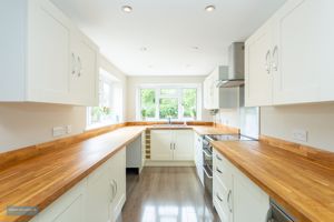Kitchen- click for photo gallery